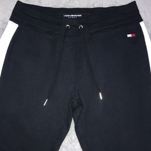 TOMMY HILFIGER BLACK SWEATPANTS